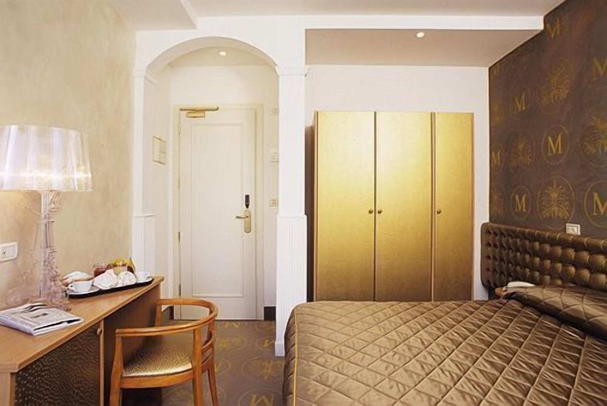 M Glamour Hotel Gabicce Mare Extérieur photo