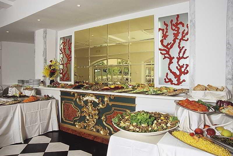 M Glamour Hotel Gabicce Mare Restaurant photo